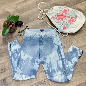 NYDJ Acid Wash Denim Legging/Jeans